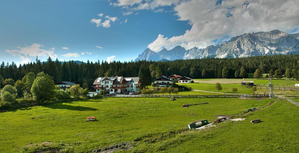 Alpengasthof Fichtenheim Hotel Ramsau am Dachstein Bagian luar foto